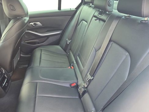 Used 2022 BMW 330i Sedan w/ M Sport Package RWD image 13