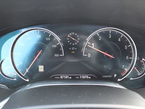 Used 2018 BMW 750i xDrive image 11