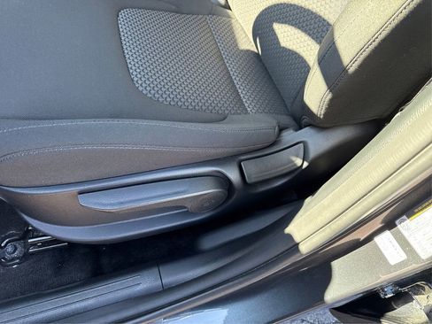 Certified 2025 Kia Sportage LX AWD/4WD image 24