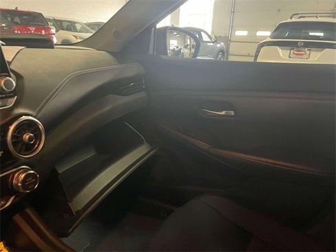 Certified 2021 Nissan Sentra SV image 28