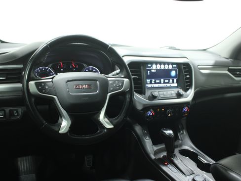Used 2019 GMC Acadia SLT AWD/4WD image 2