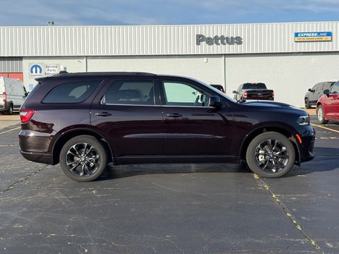 Used 2025 Dodge Durango R/T w/ Blacktop Package AWD/4WD image 2