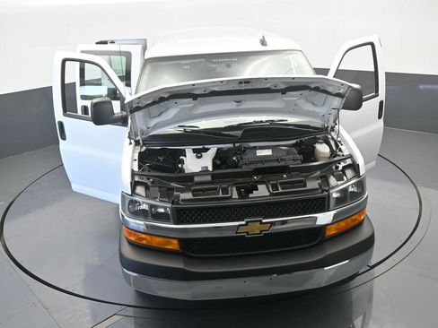 Used 2024 Chevrolet Express 2500 w/ Driver Convenience Package image 63