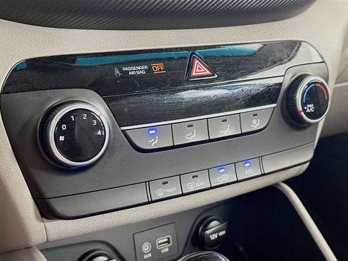 Used 2019 Hyundai Tucson SE AWD/4WD image 23