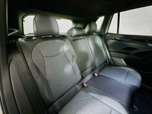 New 2026 Volkswagen Tiguan SE R-Line AWD/4WD image 25