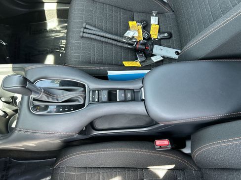 Certified 2024 Honda HR-V Sport image 22