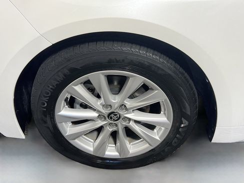 Used 2024 Toyota Corolla XLE FWD image 13