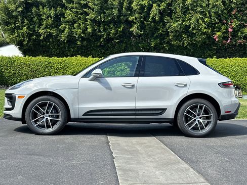 New 2026 Porsche Macan AWD/4WD image 2