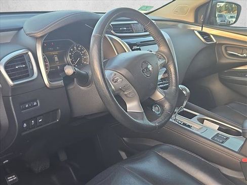 Used 2018 Nissan Murano SL w/ Moonroof Package AWD/4WD image 9