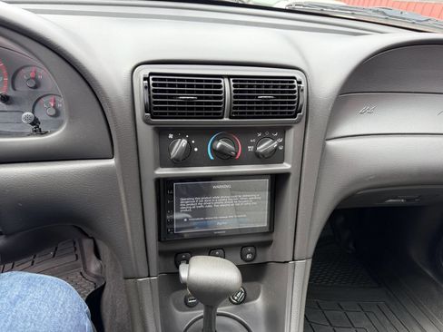 Used 2001 Ford Mustang GT image 10