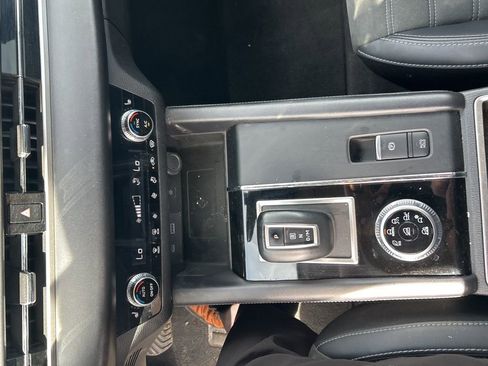 Used 2024 Mitsubishi Outlander SE image 4