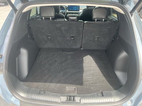 Used 2025 Ford Escape Platinum AWD/4WD image 10