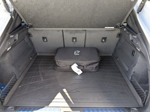 New 2025 Porsche Macan 4S Electric image 21