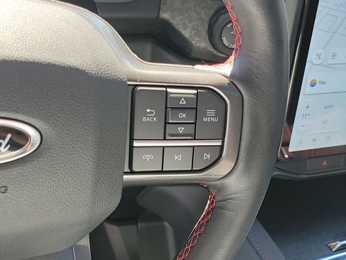 Used 2023 Ford Expedition Limited image 29