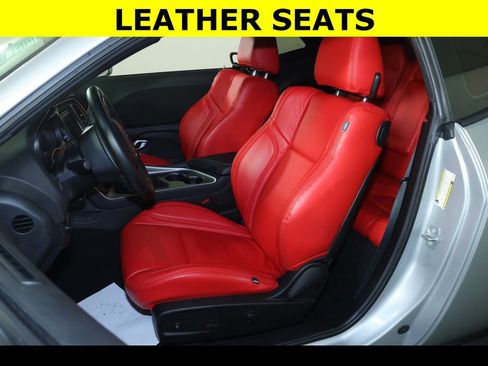 Used 2022 Dodge Challenger R/T w/ Driver Convenience Group image 3