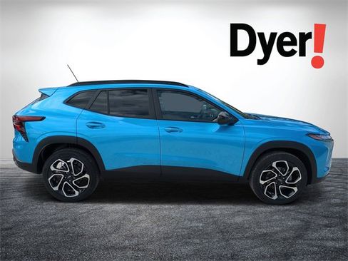 New 2026 Chevrolet Trax RS w/ Driver Confidence Package image 2