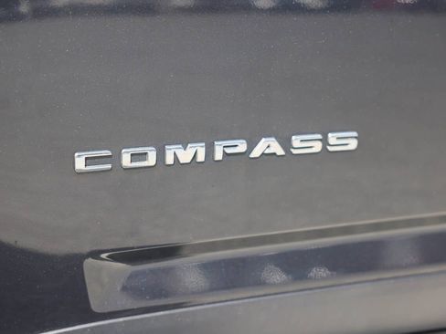 Used 2014 Jeep Compass Latitude w/ Sun/Sound Group image 29