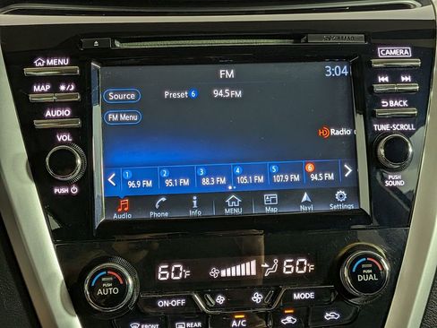 Used 2016 Nissan Murano Platinum w/ Platinum Technology Package image 18