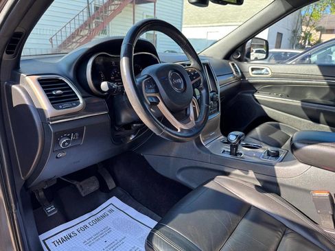 Used 2015 Jeep Grand Cherokee Limited w/ Trailer Tow Group IV AWD/4WD image 19