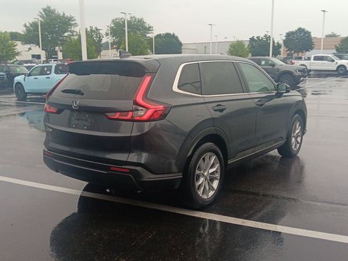 Used 2023 Honda CR-V EX image 5
