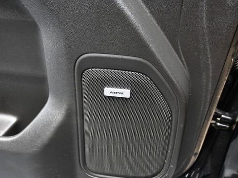 Used 2021 Chevrolet Silverado 1500 LT Trail Boss w/ Convenience Package II image 12