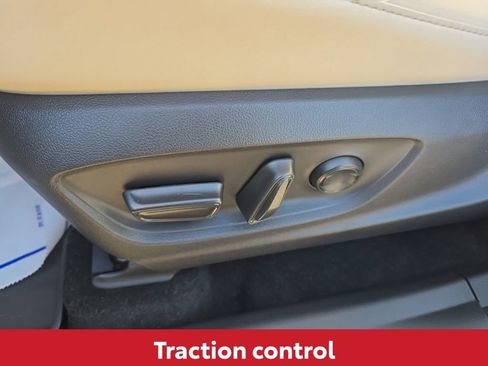 Used 2024 Toyota Crown Limited image 21