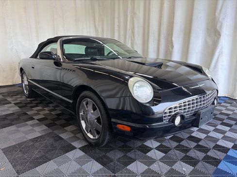 Used 2002 Ford Thunderbird RWD image 3