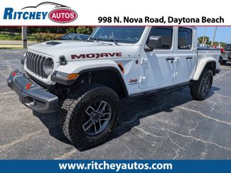 Used 2025 Jeep Gladiator Mojave AWD/4WD video 1