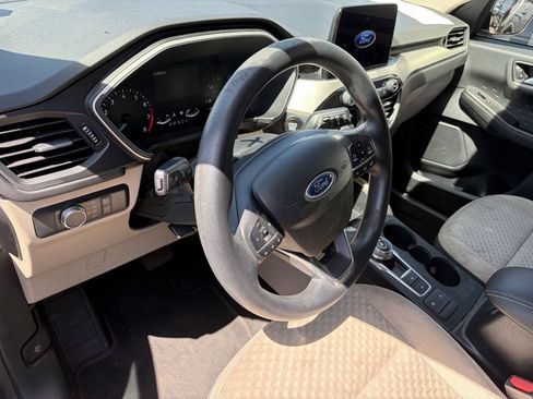Used 2020 Ford Escape SE FWD image 9
