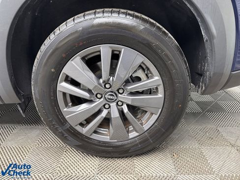 Used 2024 Nissan Pathfinder SV image 28