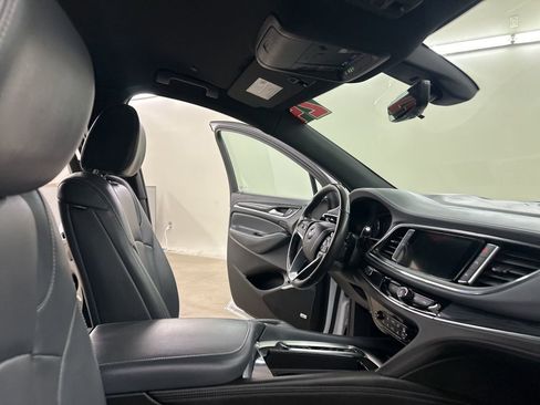 Certified 2024 Buick Enclave Premium image 20