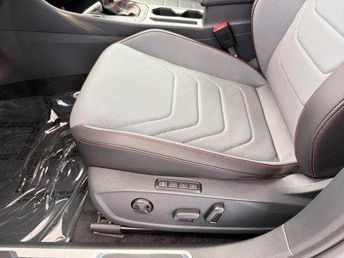 New 2026 Volkswagen Jetta GLI Autobahn FWD image 14