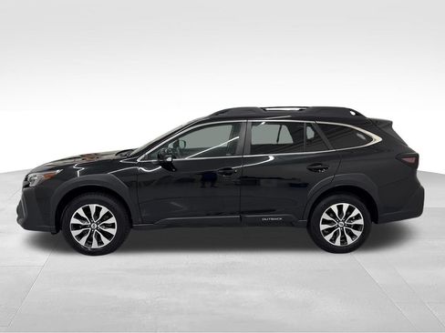 Used 2024 Subaru Outback Limited AWD/4WD image 4