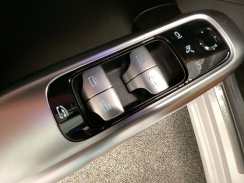 Certified 2026 Mercedes-Benz C 300 Sedan image 15