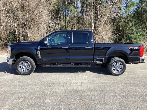 New 2025 Ford F250 XLT w/ FX4 Off-Road Package image 6