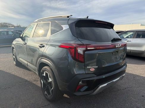 Used 2024 Kia Seltos EX AWD/4WD image 4