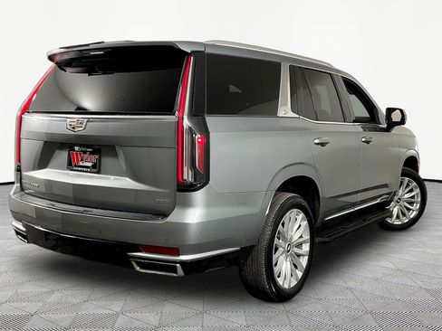 Used 2024 Cadillac Escalade Luxury w/ LPO, Floor Liner Package AWD/4WD image 6