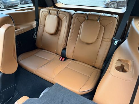 Used 2023 Lincoln Aviator Black Label w/ Class IV Trailer Tow Package image 32