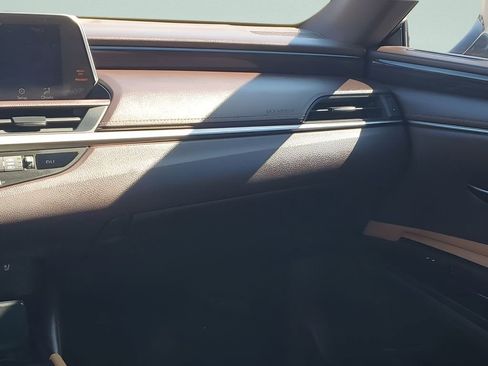 Used 2019 Lexus ES 350 w/ Premium Package image 26