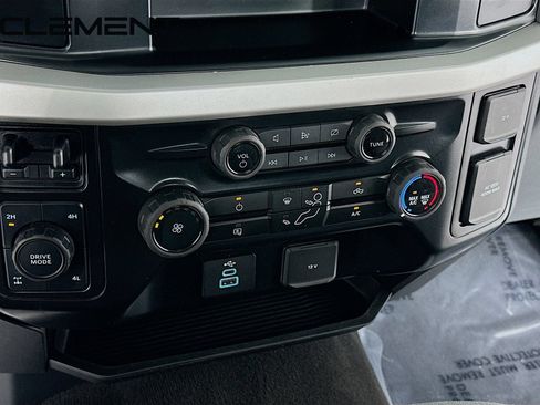 Used 2024 Ford F350 XLT AWD/4WD image 22