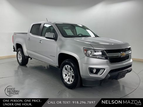 Used 2016 Chevrolet Colorado LT w/ Luxury Package, Chrome image 4