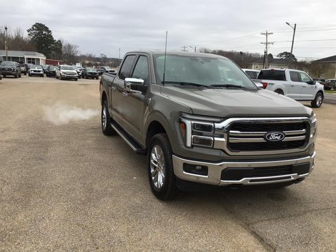 New 2026 Ford F150 Lariat w/ Equipment Group 501A Mid AWD/4WD image 7