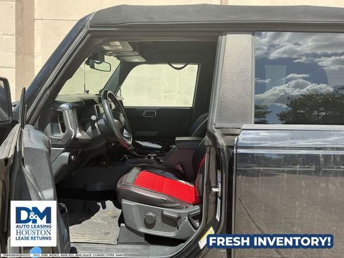 Used 2022 Ford Bronco Outer Banks AWD/4WD image 9