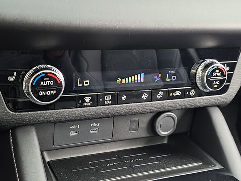 New 2026 Mitsubishi Outlander SE FWD image 21