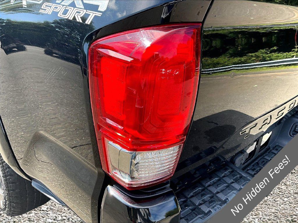 Used 2017 Toyota Tacoma TRD Sport w/ Tow Package (A/T) AWD/4WD image 28