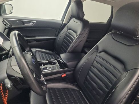 Used 2019 Ford Edge SEL w/ Equipment Group 201A image 17