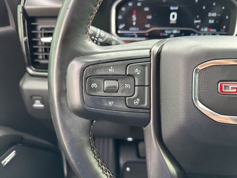 Used 2024 GMC Sierra 2500 AT4 w/ AT4 Premium Plus Package AWD/4WD image 10