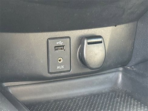 Used 2016 Nissan Rogue S image 27