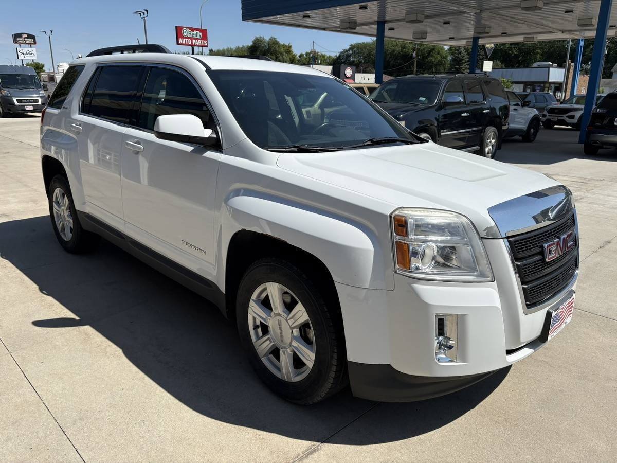 Used 2015 GMC Terrain SLE AWD/4WD image 4
