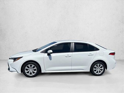 Certified 2025 Toyota Corolla LE image 8